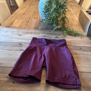 Lululemon maroon size 4 shorts